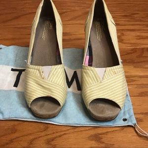 Toms wedges, gently worn. Women’s size 10.